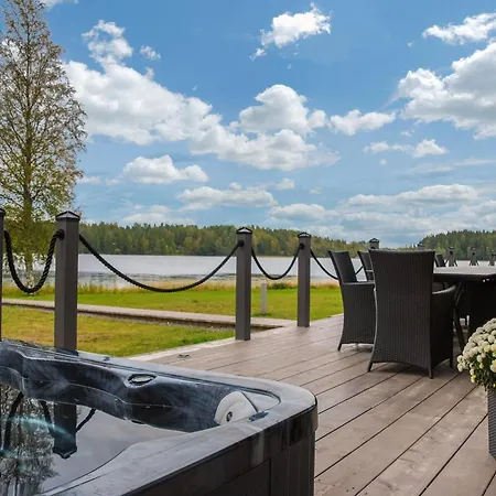 Karhentimantti By Interhome